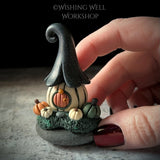 Mini Pumpkin Cottage E